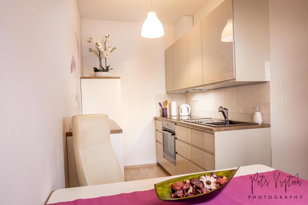 Luxurious, Lovely And Romantic Apartment In Tabor Luaran gambar